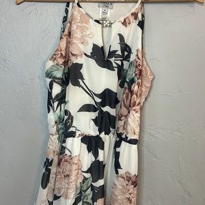 Floral ruffled dress